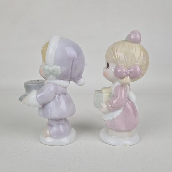 Precious Moments 603376 "Girl Making Snowman" Salt Shakers Vntg +2 Ornament - Picture 5 of 7